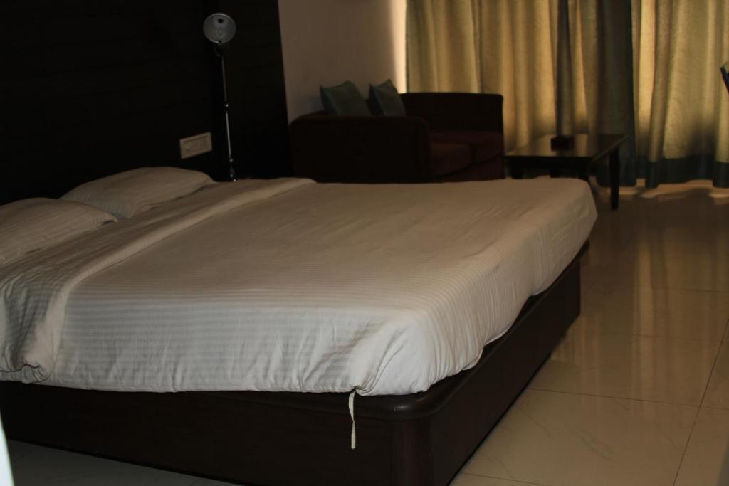 Hotel Saiprakash Хидерабад Стая снимка